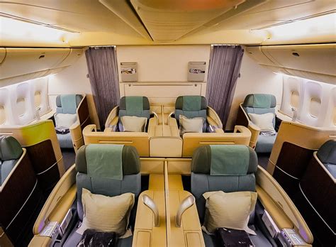 Korean Air Boeing 777-300ER First Class Review [SIN to ICN]