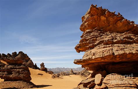 Natural rock formations in the Akakus Mountains in the Sahara Desert ...