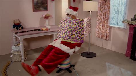 Joseph's Machines Invents A Santa Trap | RTM - RightThisMinute