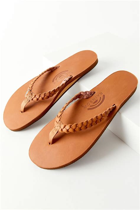 Rainbow Twisted Sister Single-Layer Leather Flip-Flop | Urban Outfitters 台灣