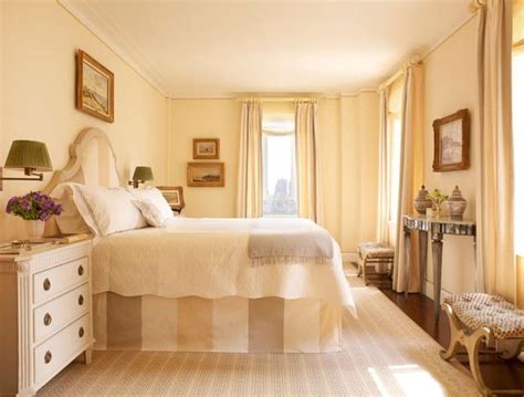 Warm Yellow and Beige Bedroom Colors, Modern Ideas in Color Design