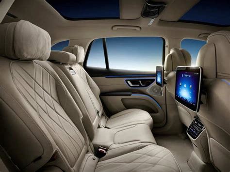 Mercedes-Benz EQS interior revealed: Global debut on 19th April - Times ...