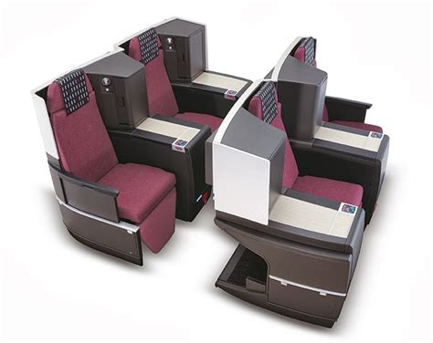 JAL Flyer: Experience the JAL SKY SUITE 767 seats at JAL SKY MUSEUM