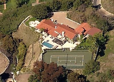 Image 15 of Seth Macfarlane House | cftcmrs3