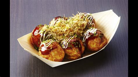 Japan Street Food - Takoyaki - YouTube