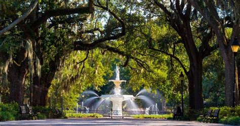Things to Do in Savannah, GA: Savannah Historic District