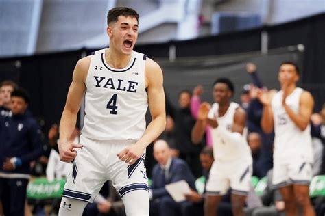 MEN’S BASKETBALL: Bulldogs advance to Ivy Finals - Yale Daily News