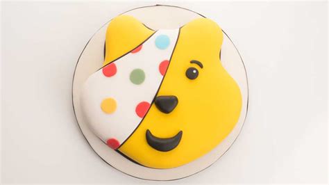 Children in Need - Pudsey Bear Cake Tutorial with CakeFlix