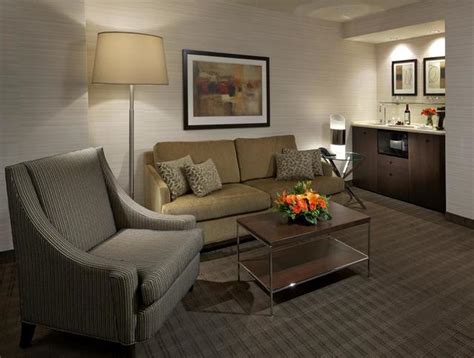 Cambridge Suites Toronto (Toronto, Ontario) - Resort Reviews - ResortsandLodges.com