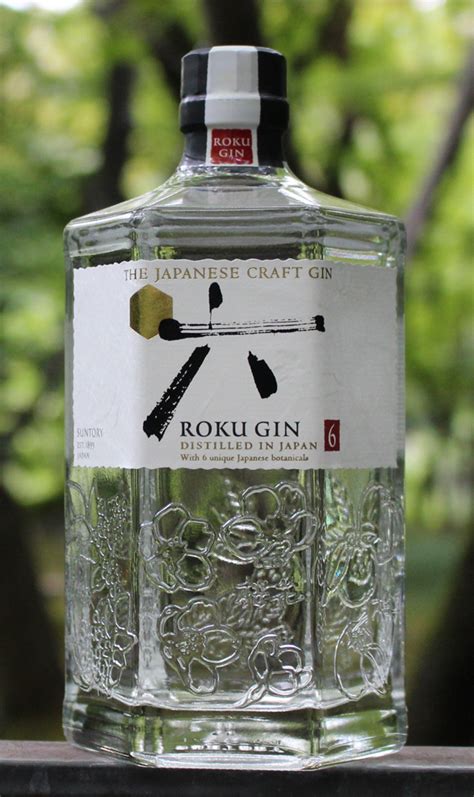 Review of Roku Gin by the GIN is IN.