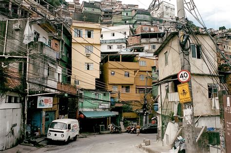 Rocinha Slum/ Rio de janeiro / Brazil : r/UrbanHell