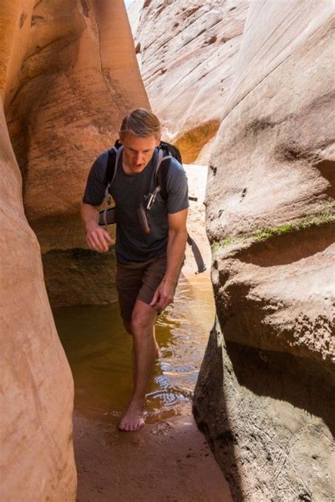 How to Hike Zebra Slot Canyon in Grand Staircase-Escalante | Earth Trekkers