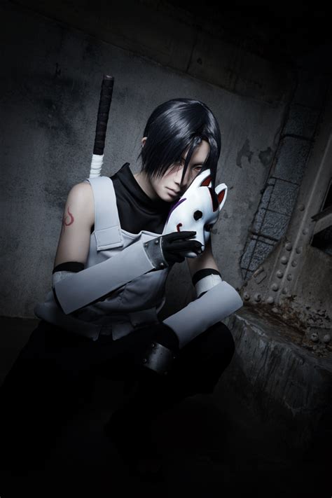 Itachi Uchiha (Anbu Version) of Naruto - World Anime Cosplayer