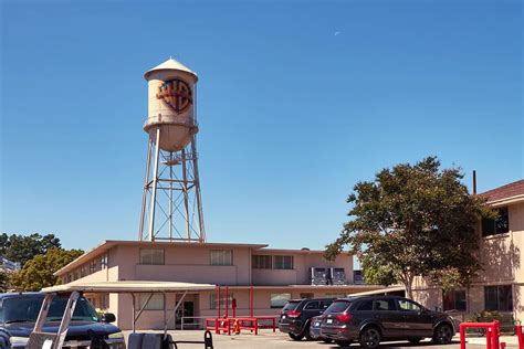 Experience a 360 Degree Virtual Tour of the Warner Bros. Studio Lot