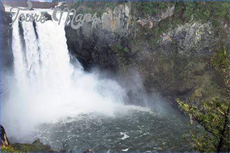 Snoqualmie Falls and Seattle Winery Tour from Seattle - ToursMaps.com