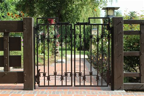 Fence & Gate Fabrication services NY | Steel Gate Fabricators | Omni Steel Supply