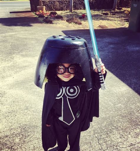 Spaceballs. Dark Helmet. Family costumes. DIY | Family halloween costumes, Family halloween ...