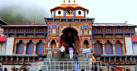 Badrinath Temple - The Lord Vishnu Lok | Chardham Yatra, Uttarakhand ...