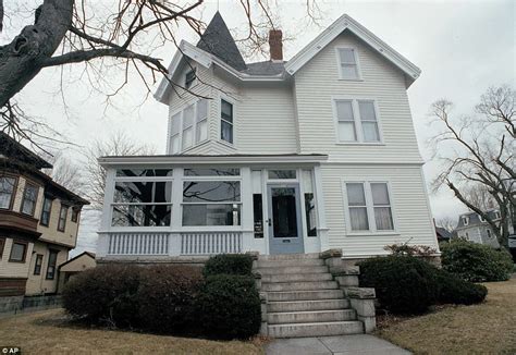 Massachusetts murder suspect Lizzie Borden's home for sale | Daily Mail Online