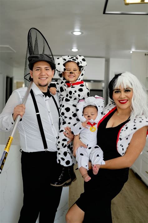 DIY Cruella Deville And Her Dalmations Costumes | atelier-yuwa.ciao.jp