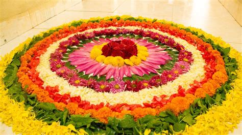 Onam Pookalam 2022: Use These Flowers to Add Vibrancy to Your Floral ...