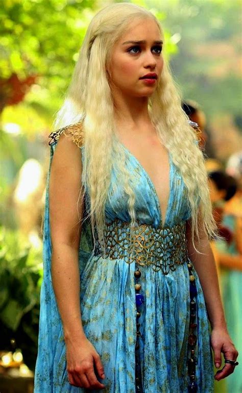 Game of Thrones: Daenerys Targaryen in Blue