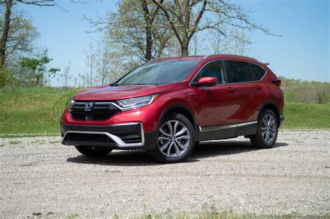 2020 Honda CR-V Hybrid makes a compelling case for itself - CNET