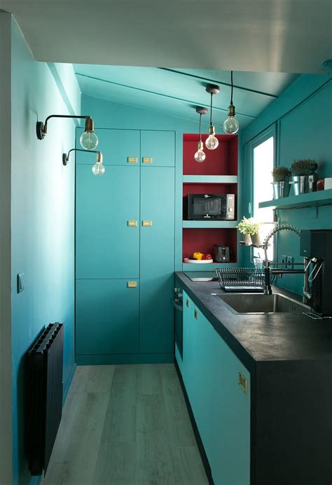Cores vivas nas paredes | Kitchen design small, Appartment decor, Kitchen interior