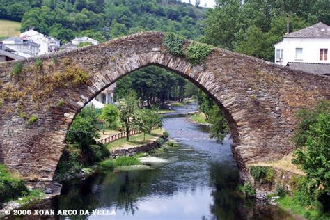 XOAN ARCO DA VELLA: PUENTE MEDIEVAL DE NAVIA DE SUARNA