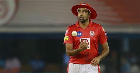 Top 5 Best Bowling Performances of Ravichandran Ashwin in IPL