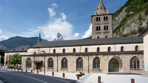 Abbey Basilica - St-Maurice Monastery Treasure - Magic Switzerland