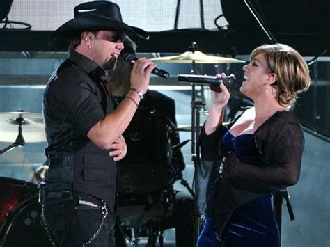 Kelly Clarkson and Jason Aldean "Don't You Wanna Stay" Hits #1 on ...