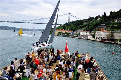 Bosphorus Cruise Price, Schedule, Map (Updated 2024)