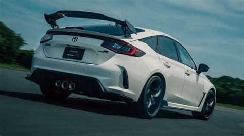 2023 Honda Civic Type R gets OEM accessories, including carbon wing