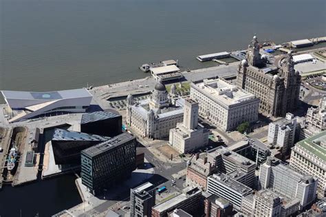 Mann Island Liverpool: Merseytravel Building - e-architect