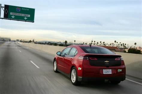 2013 Chevy Volt Features Enhanced Range and Performance - Greener Ideal