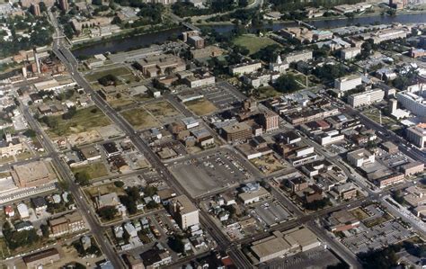 Iowa City 1977 aerial view | Historical photograph of Iowa C… | Flickr