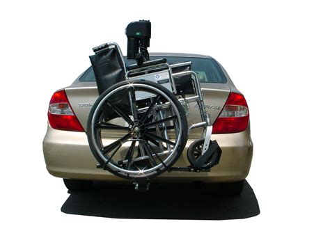 Manual wheelchair Ultra Lite Lift on Toyota Camry » Trilift Mobility