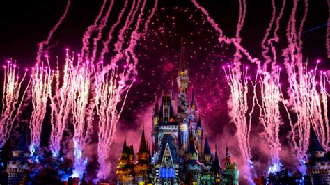 Disney World to Hold Virtual Viewing of Halloween Fireworks