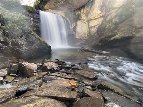 Looking Glass Falls NC (How to See this Wonderful Waterfall)