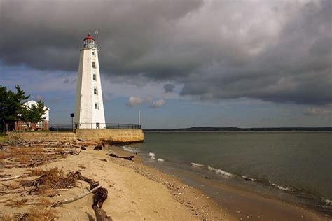 Lynde Point Lighthouse, Old Saybrook, Connecticut | Lynde Po… | Flickr