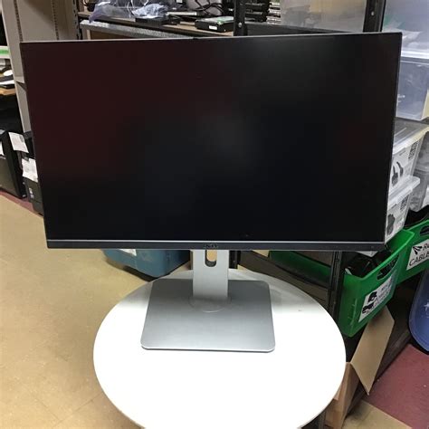 25" Dell Ultrasharp Monitor – Free Geek Toronto