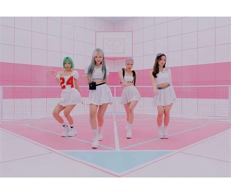 Tennis outfits | Cream outfit, Tennis clothes, Kpop girls