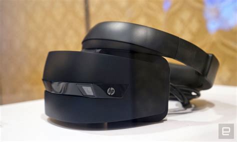 Microsoft announces new Windows 10 VR Headset - Sports Tech and Wearables