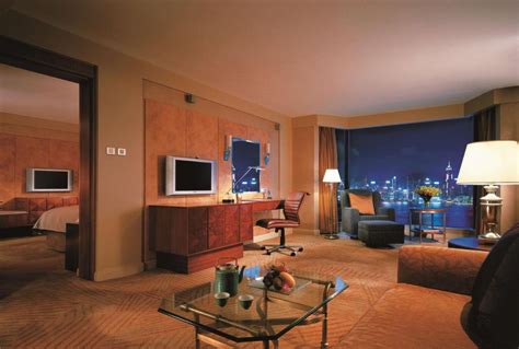 Kowloon Shangri-La, Hong Kong, Hong Kong | Photos, Reviews & Deals @Holidify