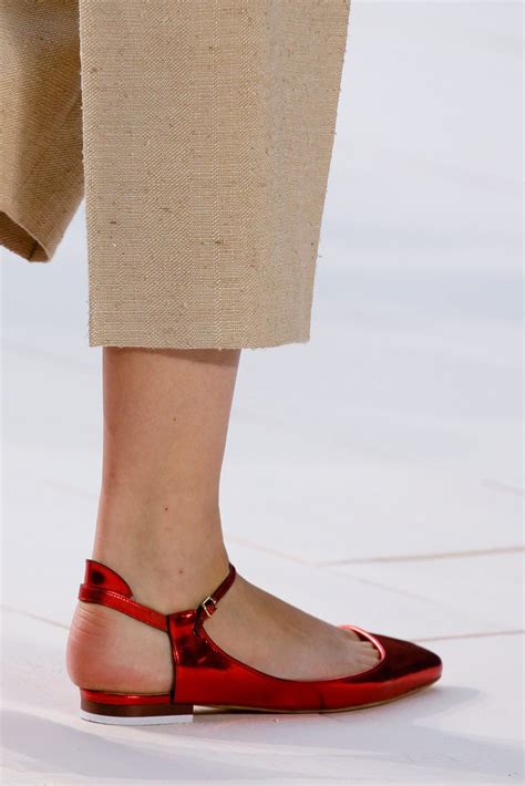 Chloé Spring 2013 Ready-to-Wear Fashion Show Details - Vogue | Shoe ...