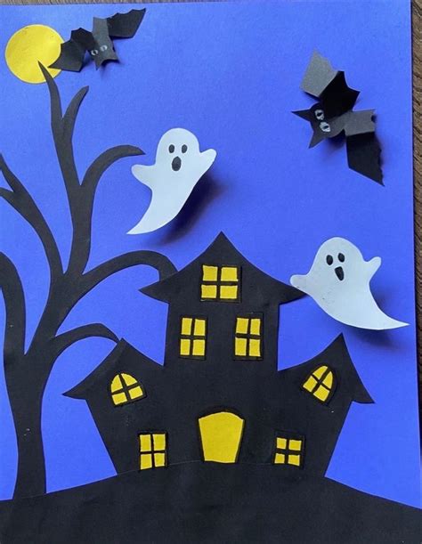 Halloween Ghost Craft, Halloween Classroom Decorations, Halloween Art Projects, Carte Halloween ...