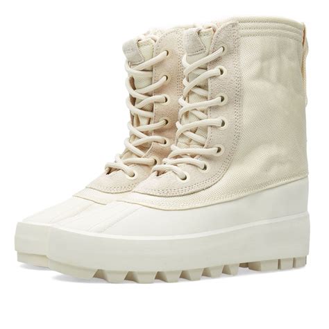 Yeezy 950 W (Turtle Dove)