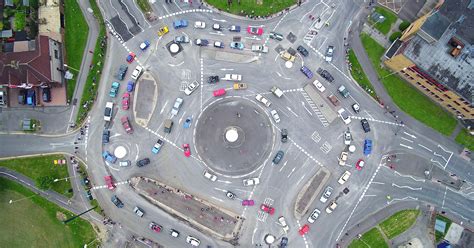 The Brilliant Sorcery of England's 7-Circle Magic Roundabout | WIRED