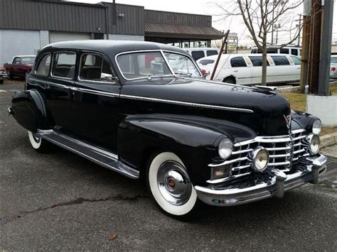 1944 Cadillac Fleetwood - Information and photos - MOMENTcar